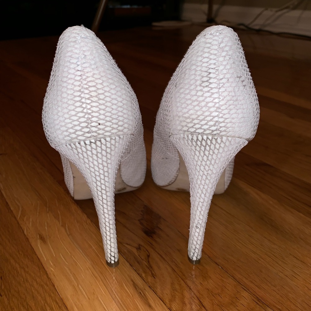 White Pumps - image 5